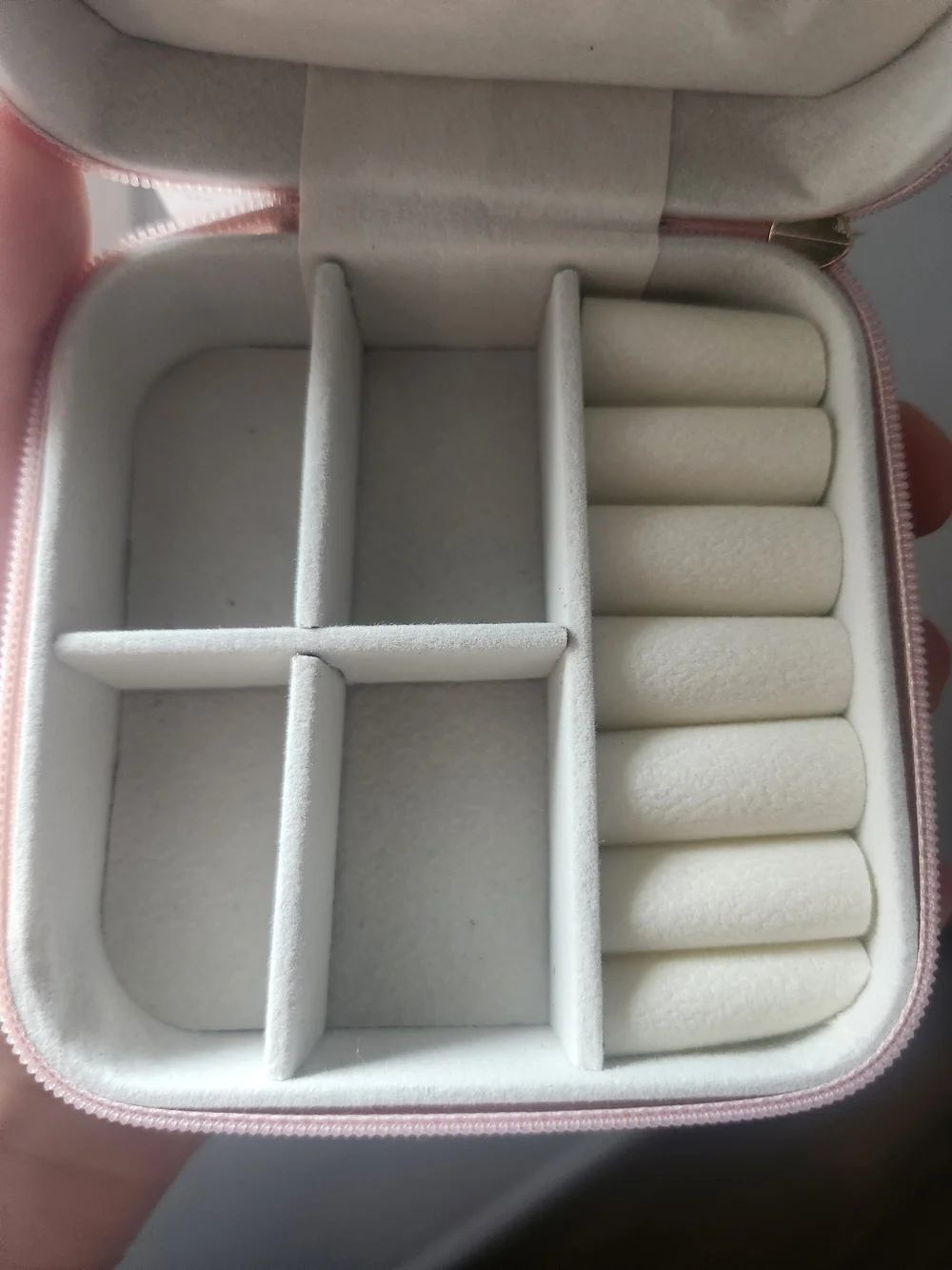 Time and Tru Pink and Cream Travel Jewelry Organizer
